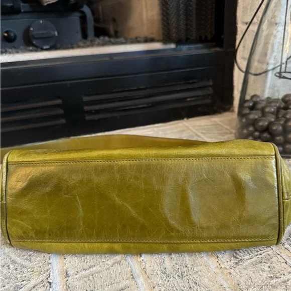 HOBO International Vintage Leather Hobo Bag - Picture 6 of 9